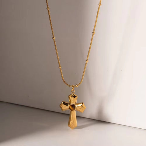 Jewelry 18K PVD Gold Plated Hammer Cross Necklace Tiger Eye Stone Cross Pendant Necklace for Women