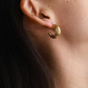 JEWELRY EH03 Factory Supply Hong Kong Style Simple Earrings Unique Striped C-Ring Earrings