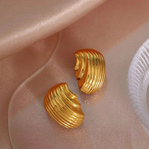 JEWELRY EH134 Wholesale Patterned Pleated Hollow Half Circle Earrings Simple Irregular Earrings