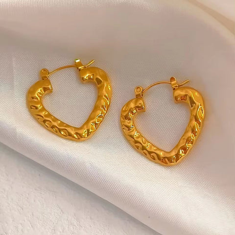 Hot Sale Hip Hops Embossed Texture Geometric Clip on Earrings Trendy Gold Plated Large Heart Rectangular Hoop Earrings F