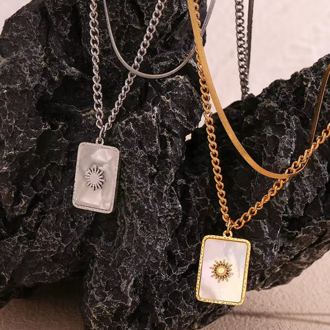 Double Layer Herringbone Necklace Engraved Sun Shell Necklace Waterproof Gold Plated Pendant Necklace