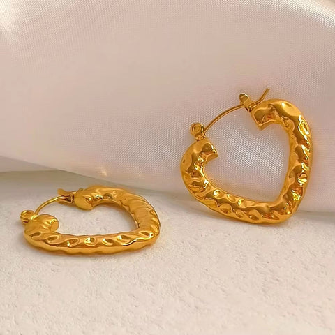 Hot Sale Hip Hops Embossed Texture Geometric Clip on Earrings Trendy Gold Plated Large Heart Rectangular Hoop Earrings F