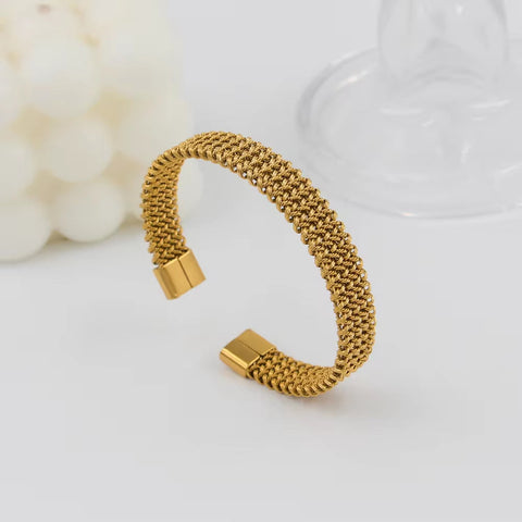 Customized Trendy Stainless Steel Inlaid Open Bracelet Gold Cuff Bangle 18K Gold PVD Plated Stainless Steel Bracelet