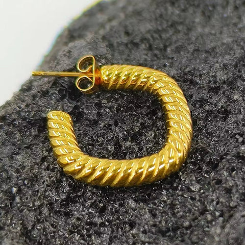 Hot Sale 18K Gold Twist Hoop Earrings C Shape Hoops for Women Girls Minimalist Punk Jewelry