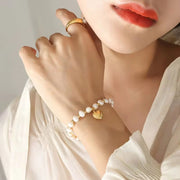Fashion Design Heart Pendant Irregular Freshwater Pearl Beaded Charm Bead Bracelet Ladies